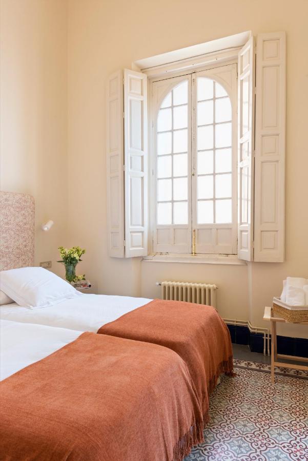 Villa Alfonso, Restored Palace House With Gardens And Monuments Views Seville