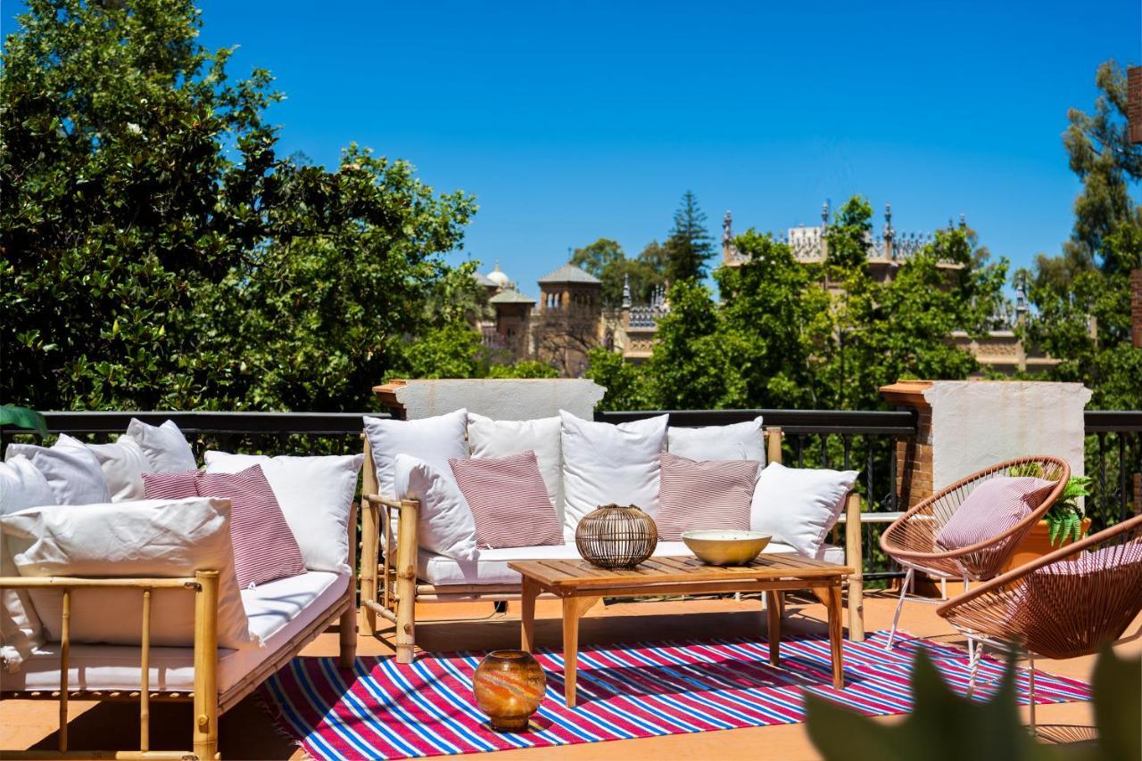 Alfonso, Restored Palace House With Gardens And Monuments Views Villa