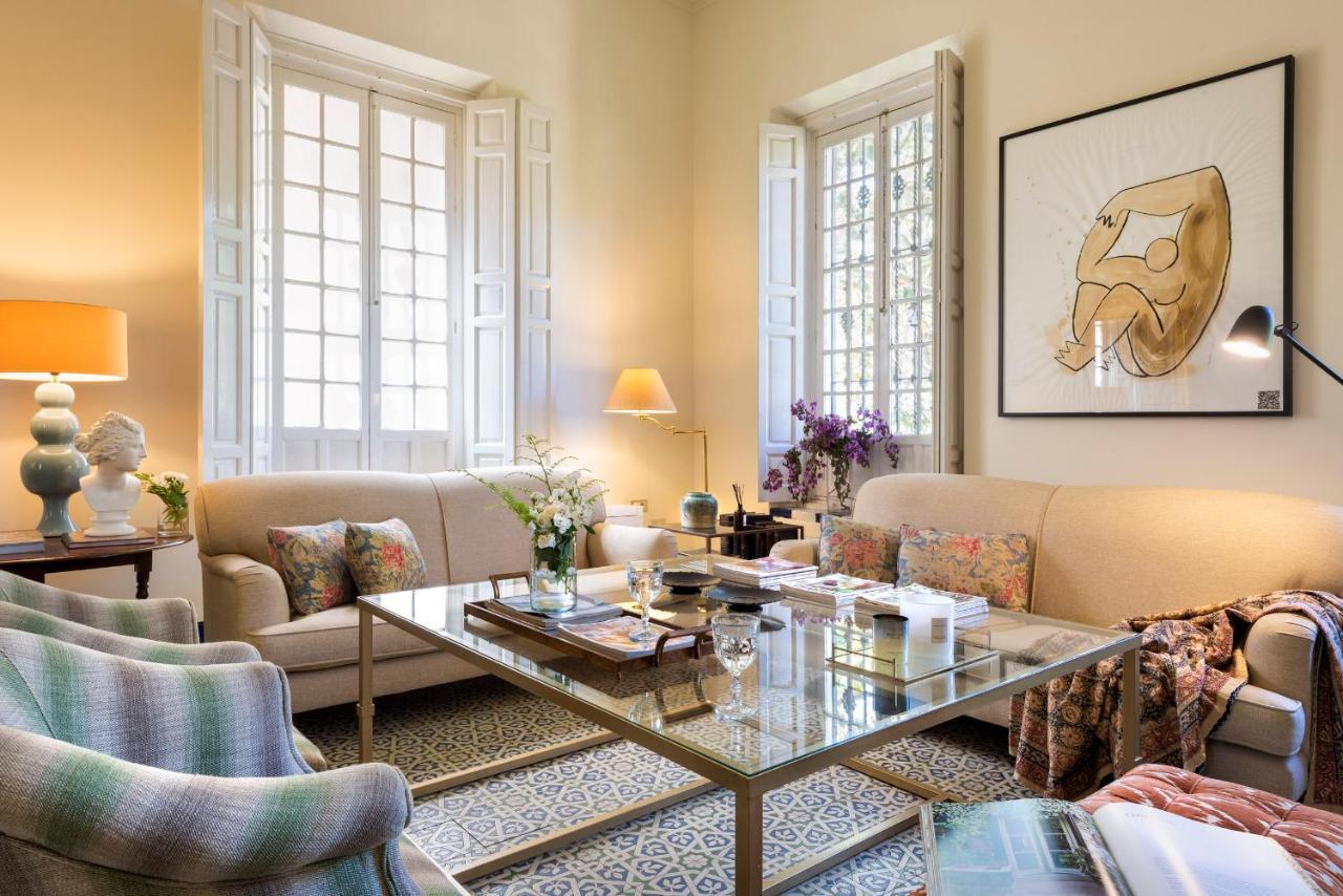 Villa Alfonso, Restored Palace House With Gardens And Monuments Views Seville